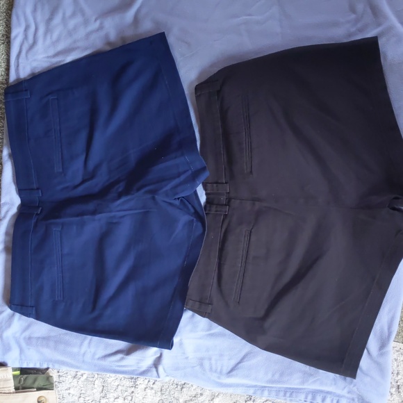 ana shorts--2 pair sz 12 - Picture 3 of 4